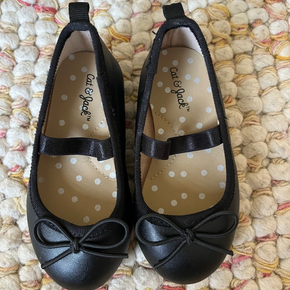 Cat & Jack black toddler dress shoes